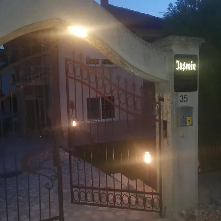 Guest house Jasmin 3*