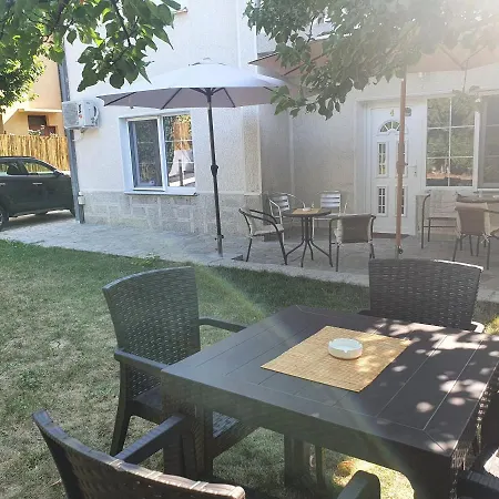 Jasmin Guest house 3*