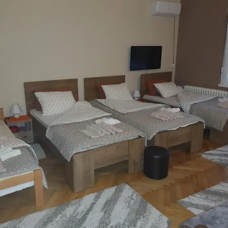 Jasmin Casa de hóspedes Niska Banja